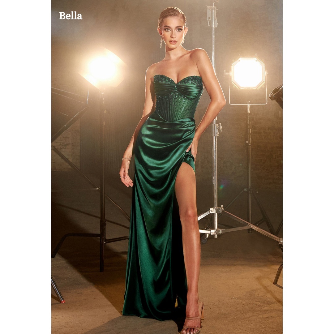 Women Formal Wear For Graduation - فساتين سهرة مخصصة من بيلا، فساتين