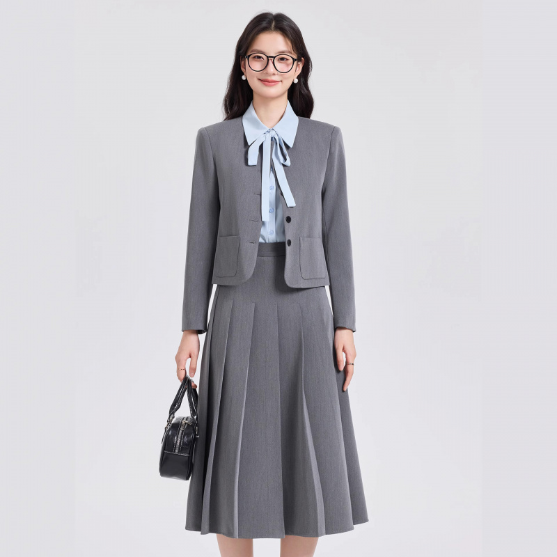 طقم بدلة قصيرة رمادية للنساء م - مراجعة Women Formal Wear For Interview وسعره