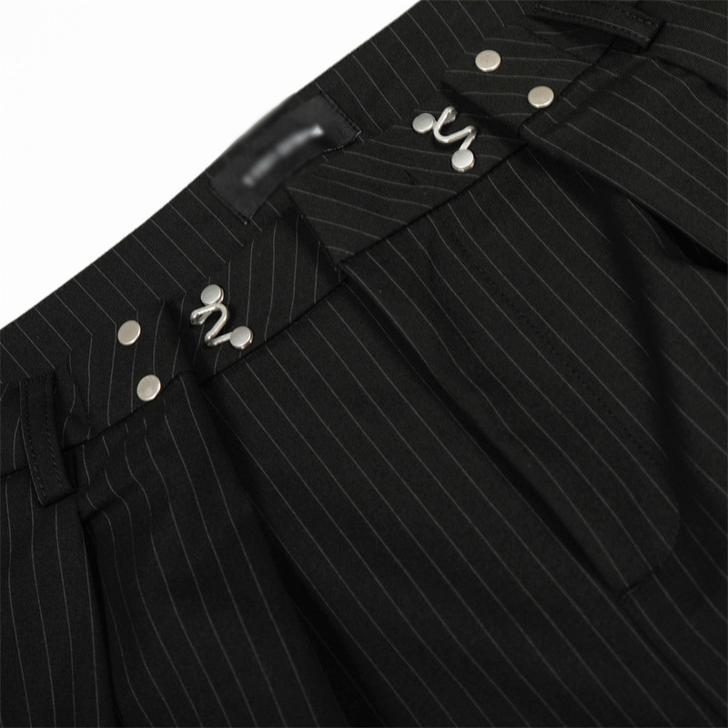 بنطلون رجالي واسع الساق بخطوط  - مراجعة Tailored Trouser Wide وسعره